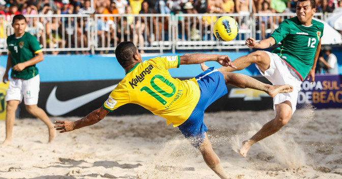 Pesepak Bola Pantai