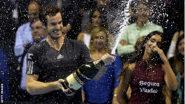 Andy Murray celebrating win