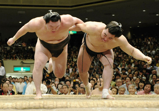 Harumafuji-Hakuhō Bout