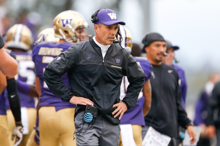 Washington Huskies Head Coach - Chris Petersen